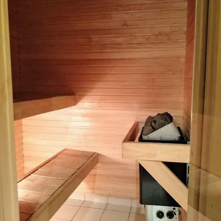Διαμέρισμα Kadriorg Spacious, Cozy 3-rooms Ταλίν